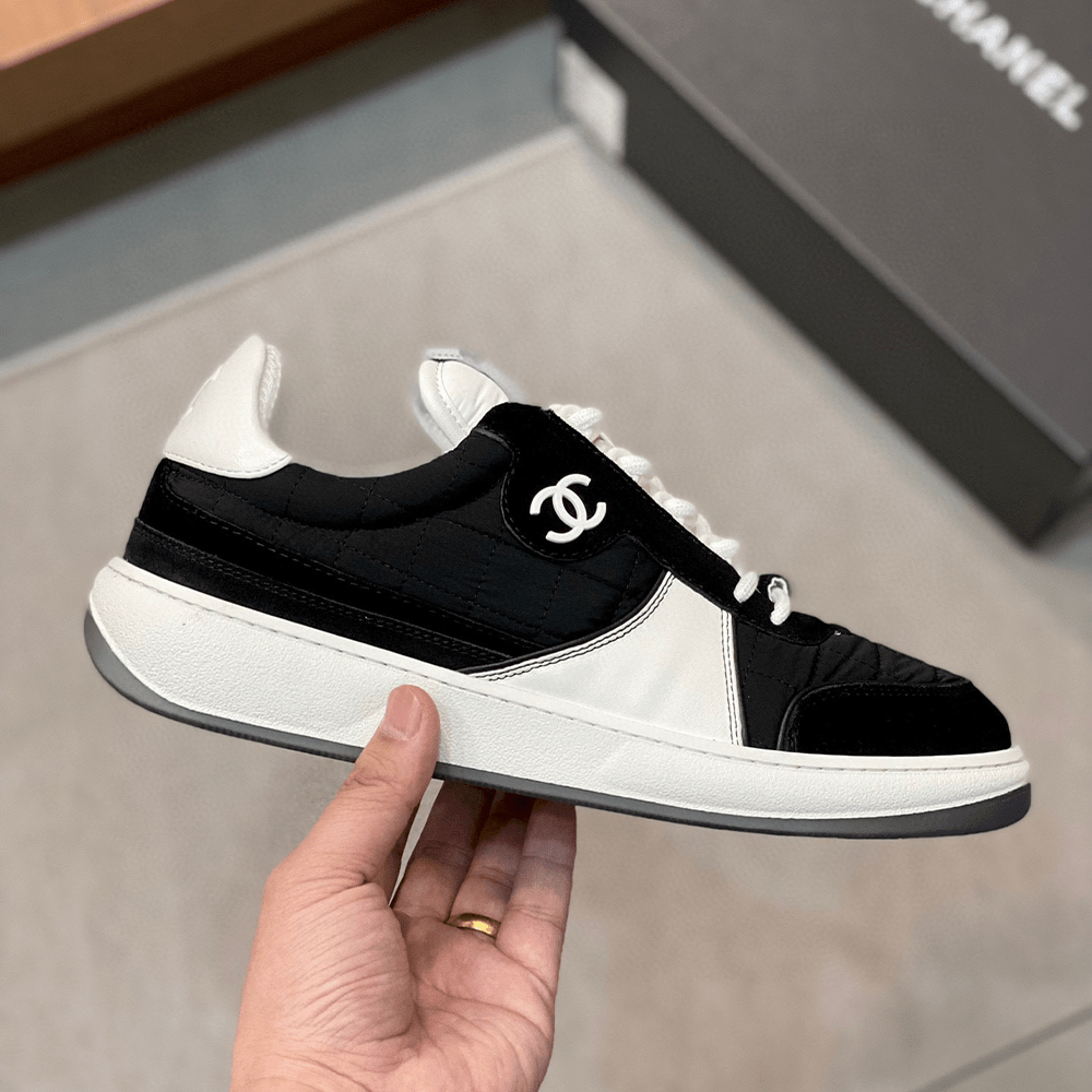 샤넬 CC 퀼팅 테니스 스니커즈 블랙 화이트