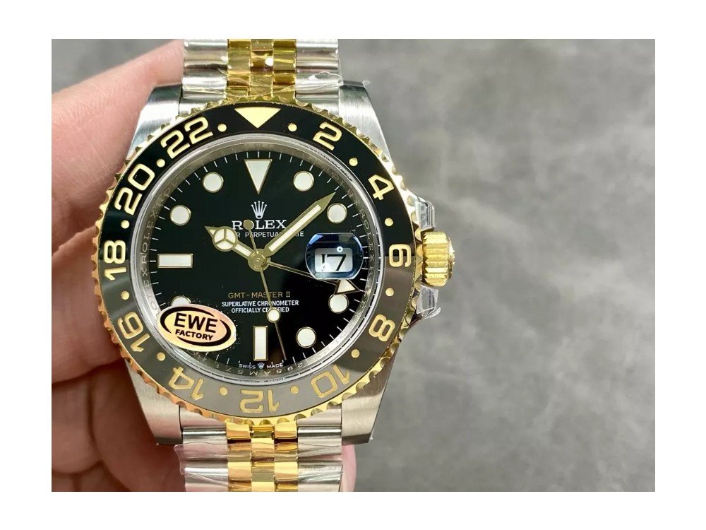 롤렉스 GMT 마스터2 호랑이 검판 YG 콤비 쥬빌레 브레이슬릿 40mm 126713 GRNR