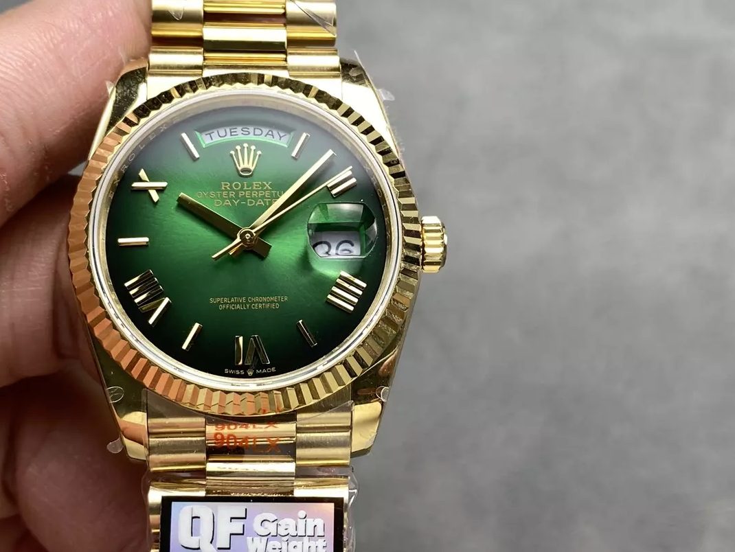 V5 롤렉스 데이데이트 그린 로만 다이얼 옐로우 골드 금통 40mm 228238