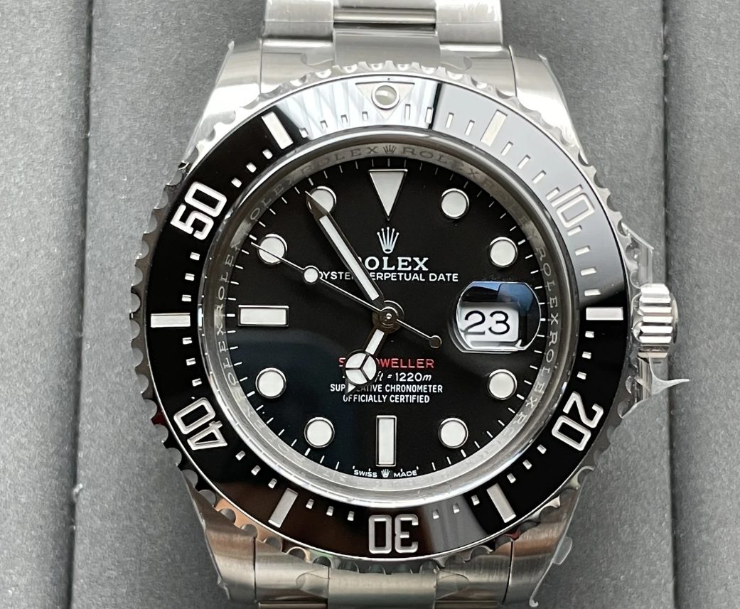 롤렉스 씨드웰러 검판 다이얼 SS 브레이슬릿 43mm 126600