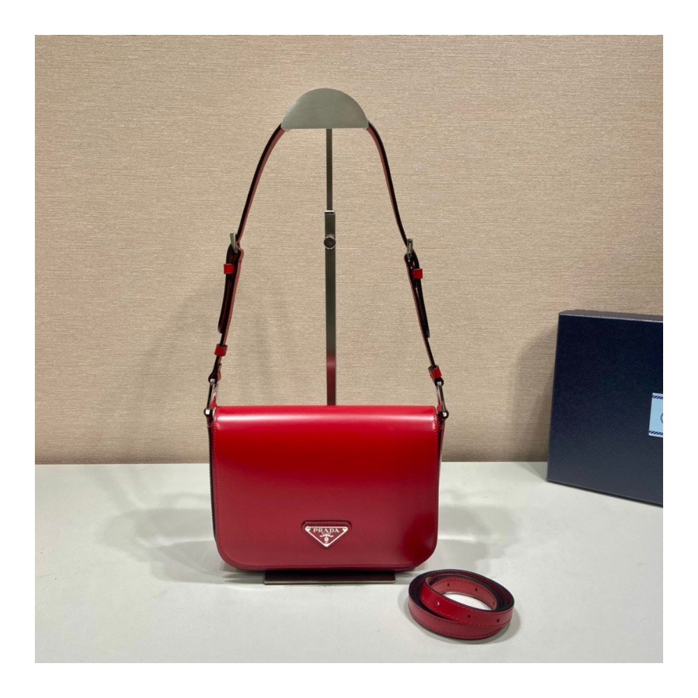 프라다 브러시드 플랩 크로스 숄더백