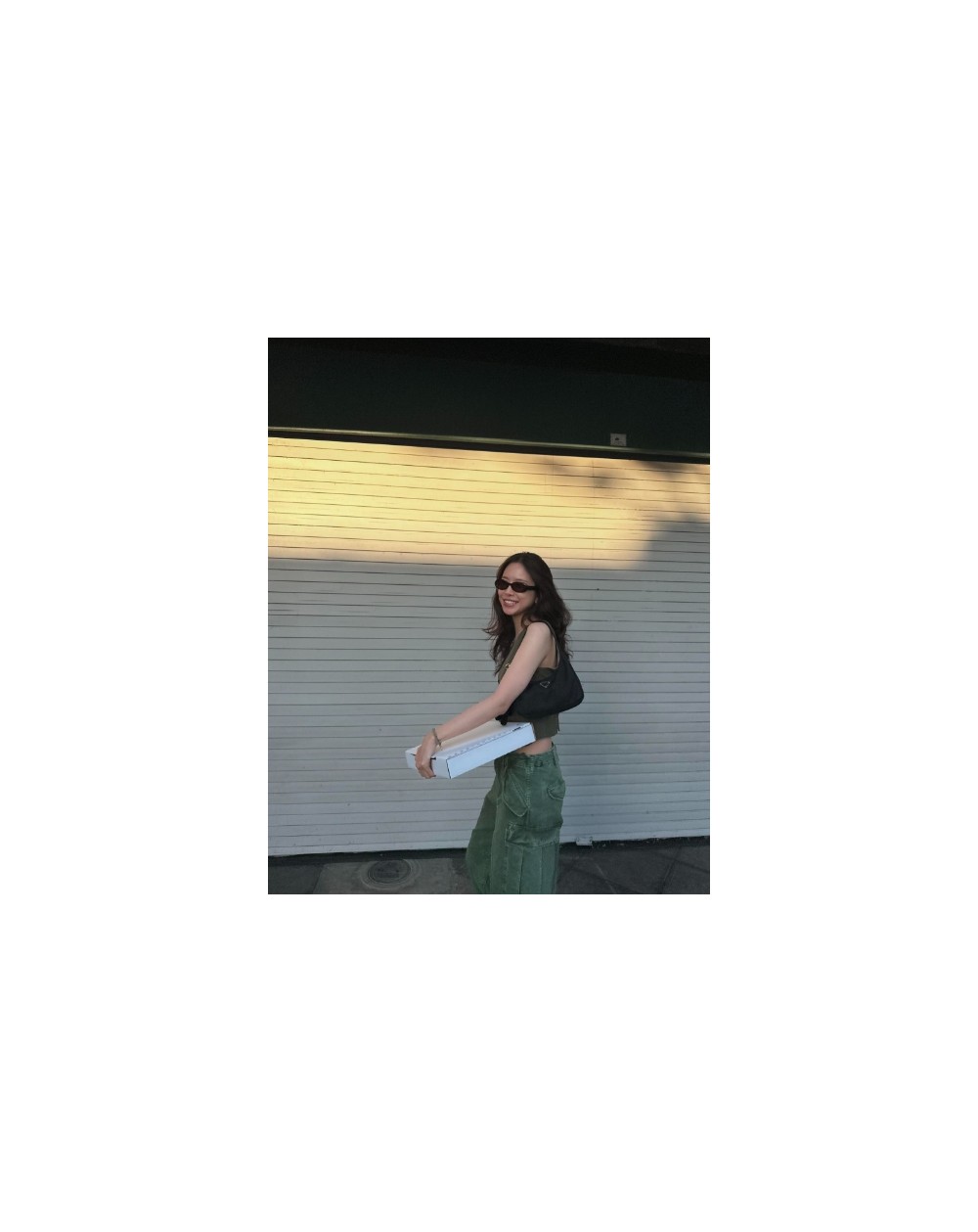 [손나은 PICK] 프라다 리에디션 사피아노 리나일론 호보백 1NE204