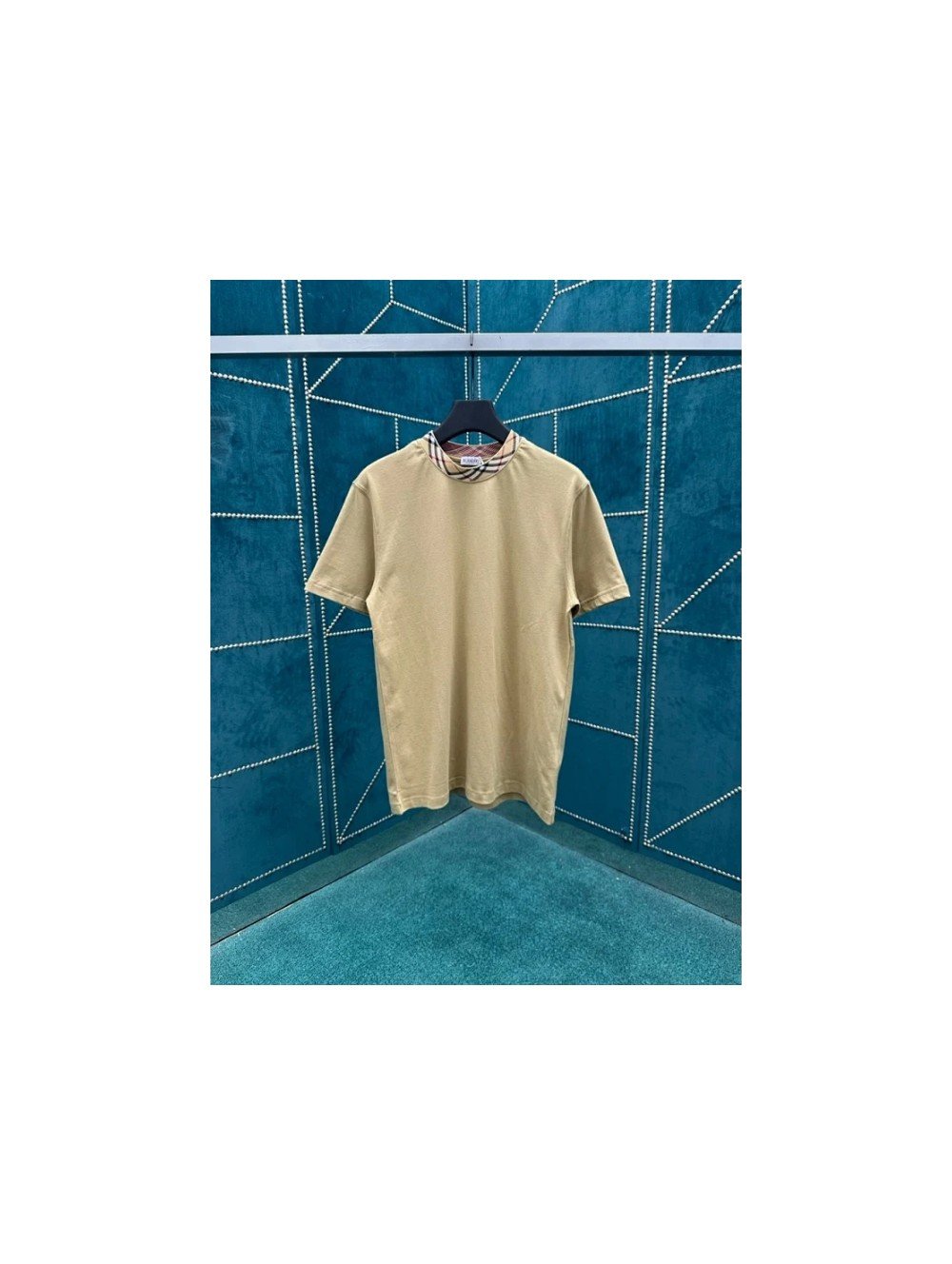 버버리 체크 트리밍 코튼 티셔츠 베이지