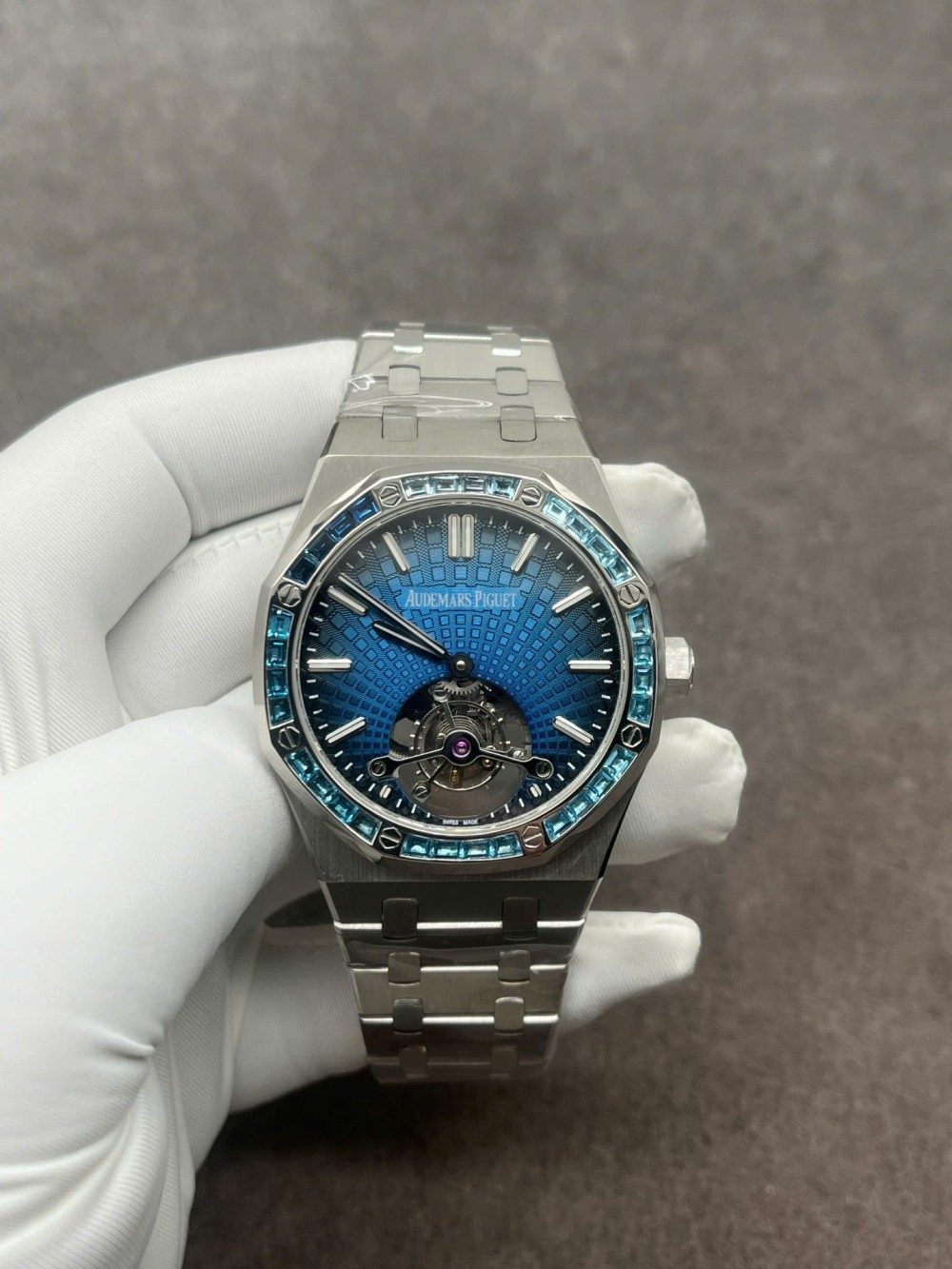 CNC 오데마피게 로얄오크 뚜르비옹 PT950 백금 금통